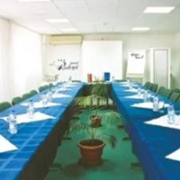 Rodopi Hotel 3*