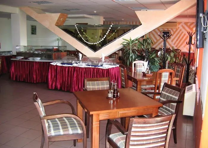 Хотел родопи 3*